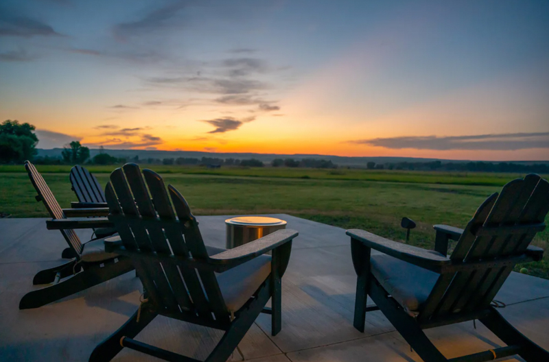 3 Mile Cabin luxury fly fishing rental exterior on the Bighorn River in Fort Smith, Montana